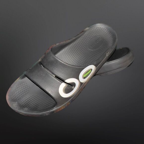 Adult Unisex Oofos OOLALA Matte Black Recovery Sandals Size W 11 M 9 - Picture 1 of 6